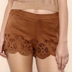 Stella Luce Tan High Waist Scalloped Faux Suede Shorts Large